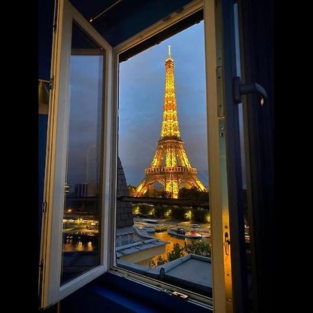 Eiffel Tower Romantic View Lägenhet Paris Exteriör bild