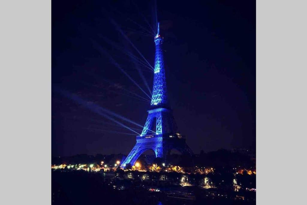 Eiffel Tower Romantic View Lägenhet Paris Exteriör bild